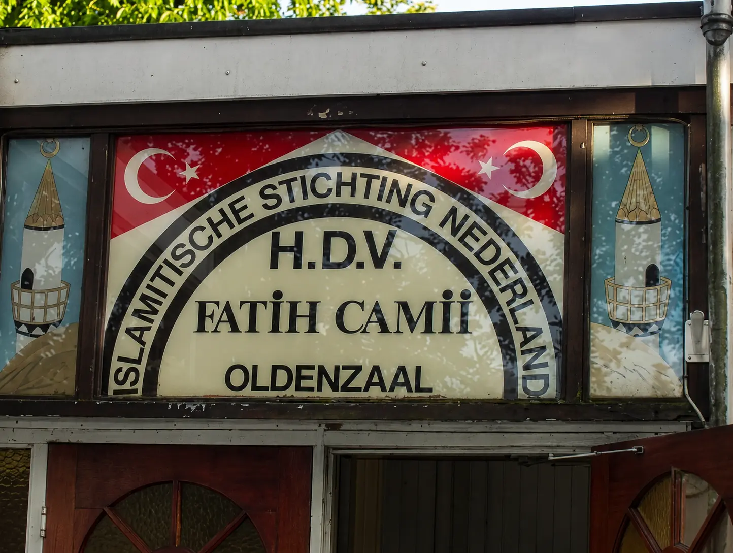 Fatih Camii Oldenzaal eski tabela